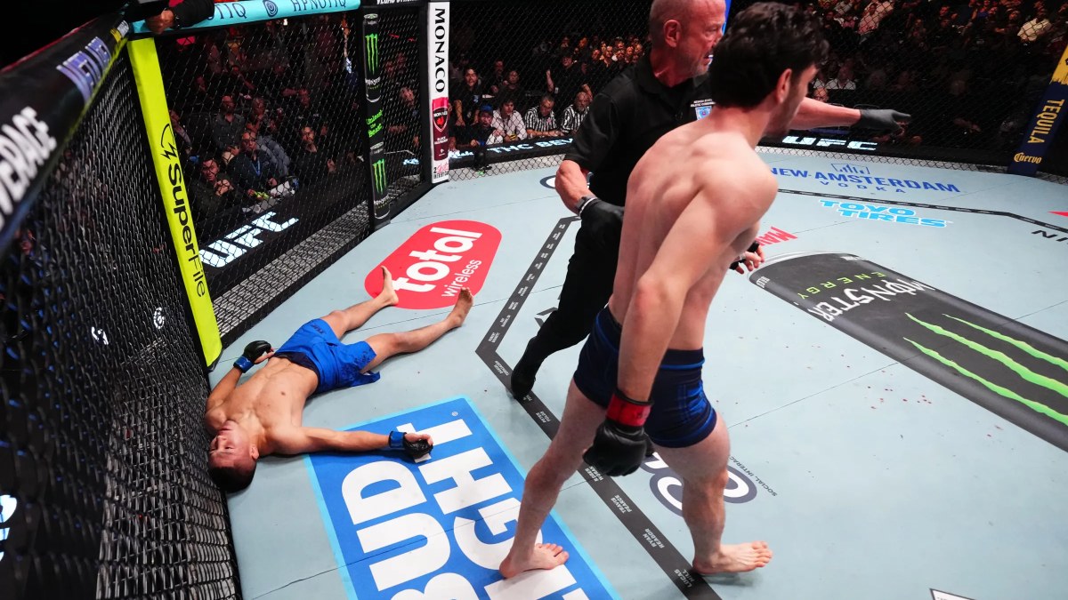 Mahammadali Osmanli’nin UFC Debütü Yasadışı Diz Darbesiyle Diskalifiye ile Sona Erdi